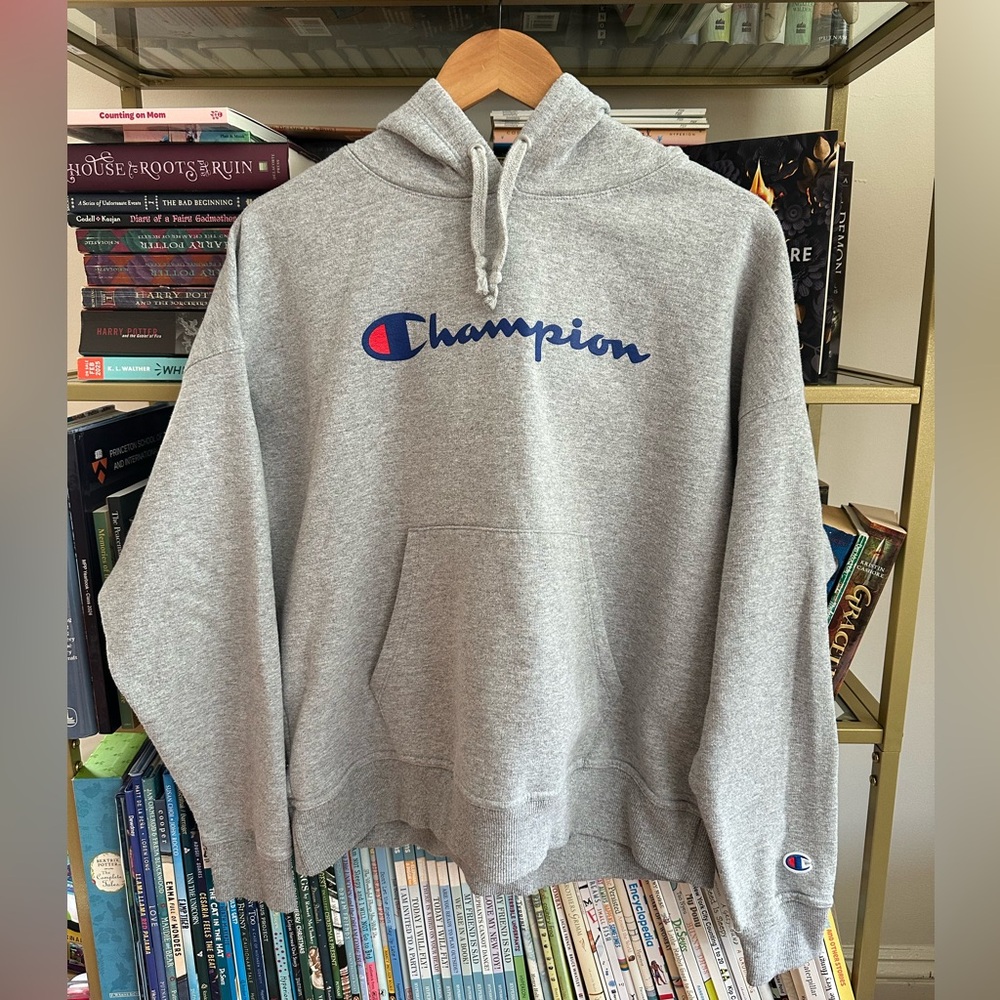 Classic Grey Champion Hoodie 👕